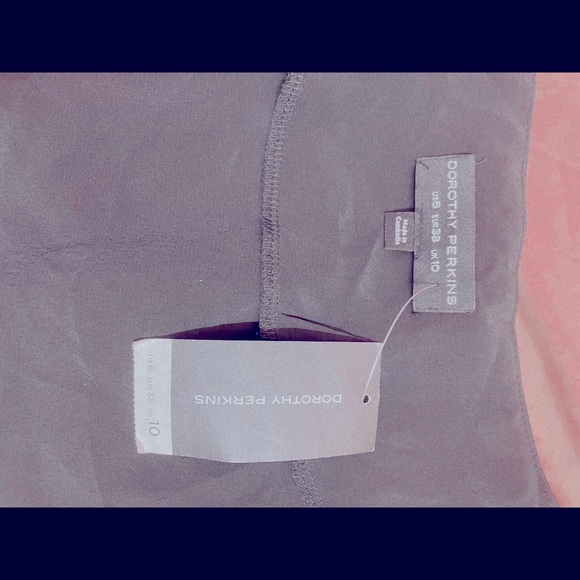 Embellished Sequin round neck party top by Dorothy Perkins brand new with tag - Picture 9 of 10